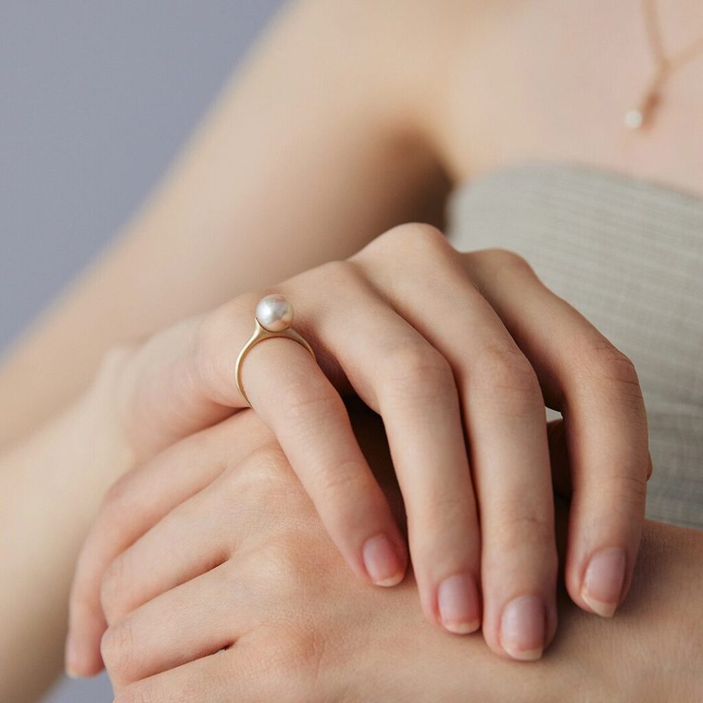 パワーストーン&スピリチュアルジュエリー / Hariqua(ハリックァ)Akoya light gold pearl pinky ring /ゴールド真珠